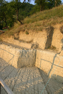 excavation of terrace Sonda 1 on the Bosnian Pyramid of the Moon photo by Philip Coppens